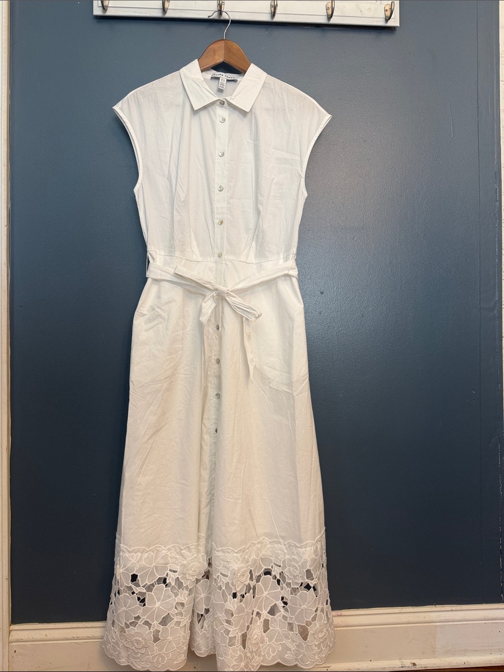 Ellen Tracy White Sleeveless Maxi Shirt Dress with Lace Hem